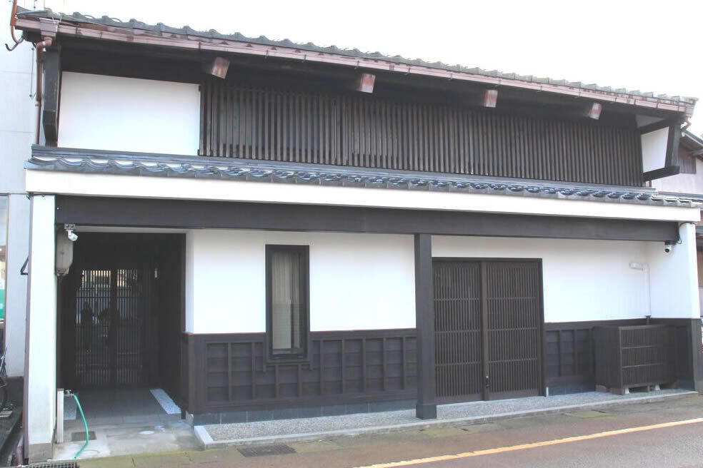 築100年を超える町家の外観